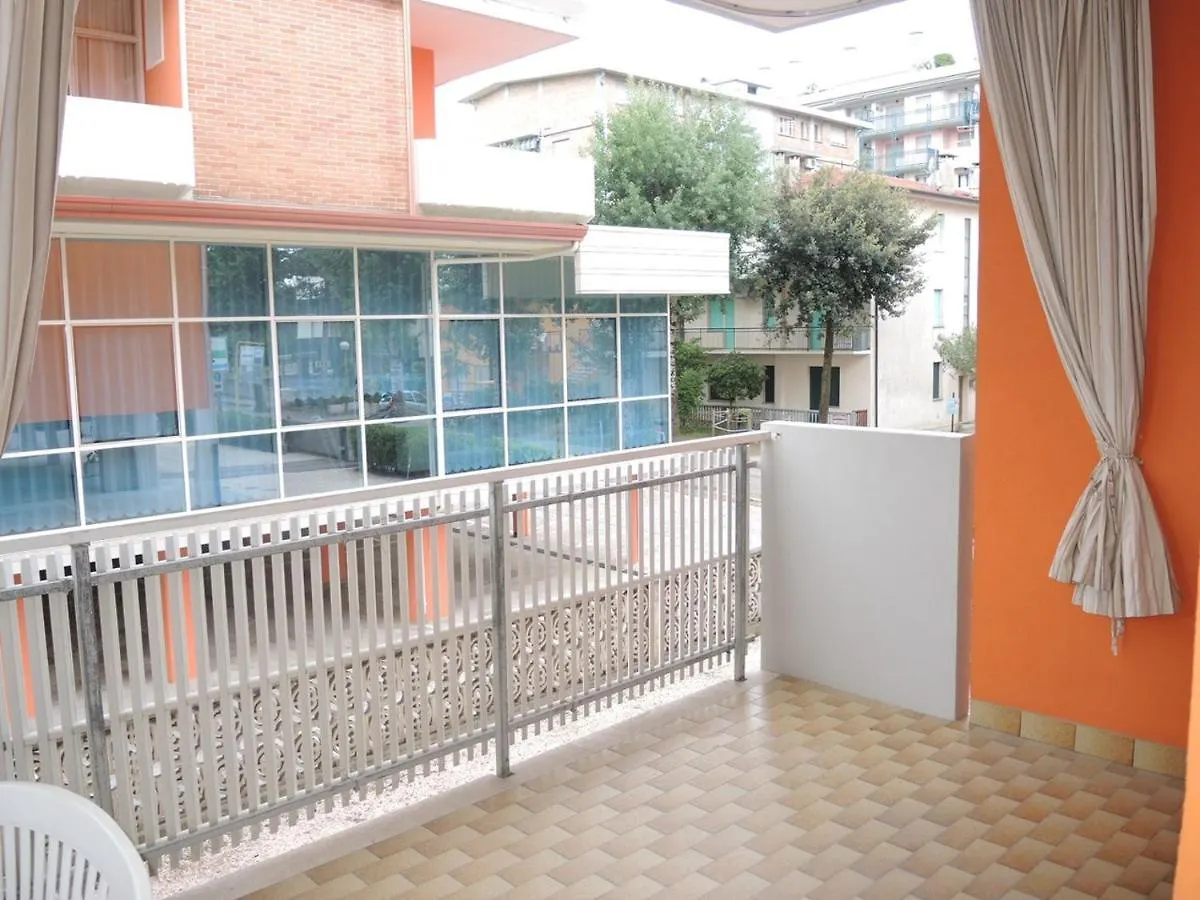 Warm Two-Room Flat With Terrace Near The Beach Bibione Apartment
