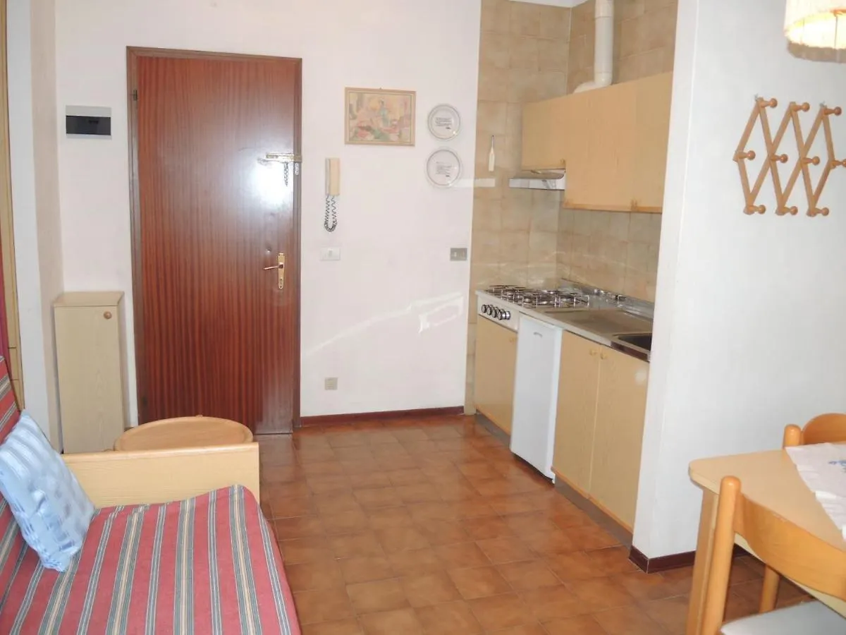 Apartment Warm Two-Room Flat With Terrace Near The Beach Bibione Italy